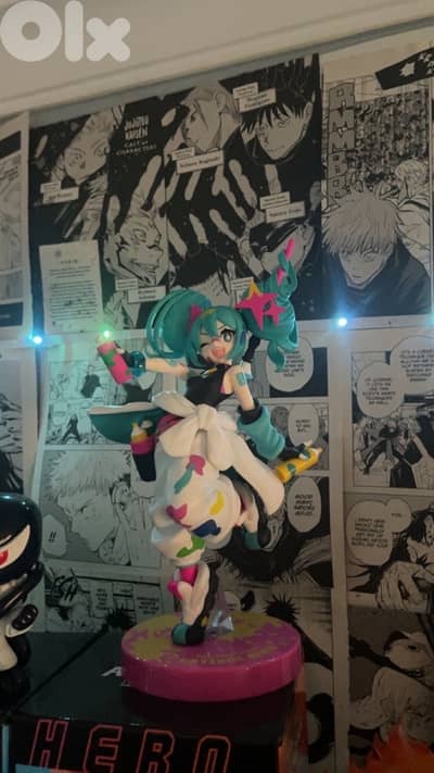 miku paint figure