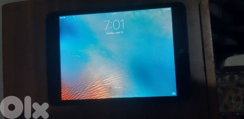 ipad mini 1 , model A1432 clean condition 1