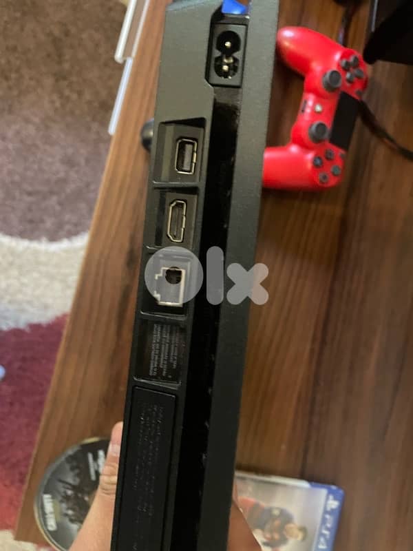 ps4 slim 2