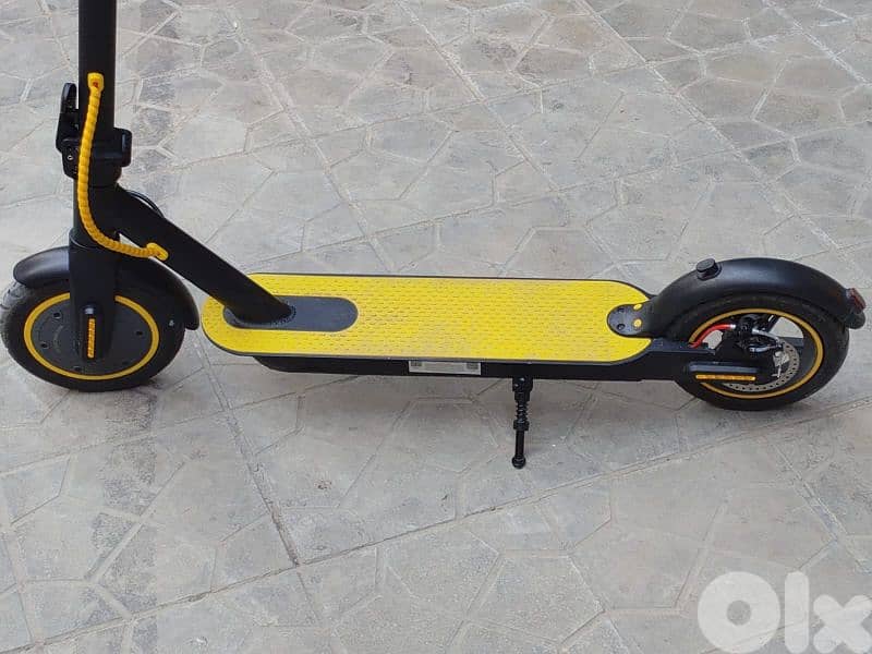 scooter electric . 1