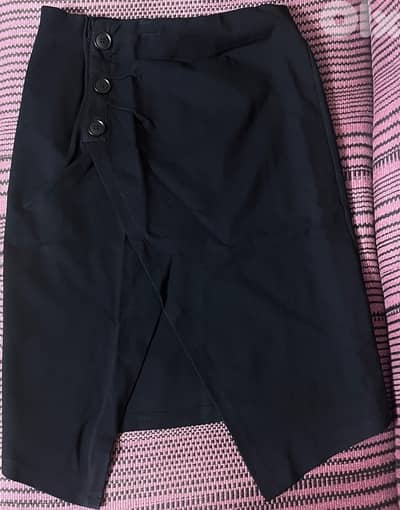 new black skirt
