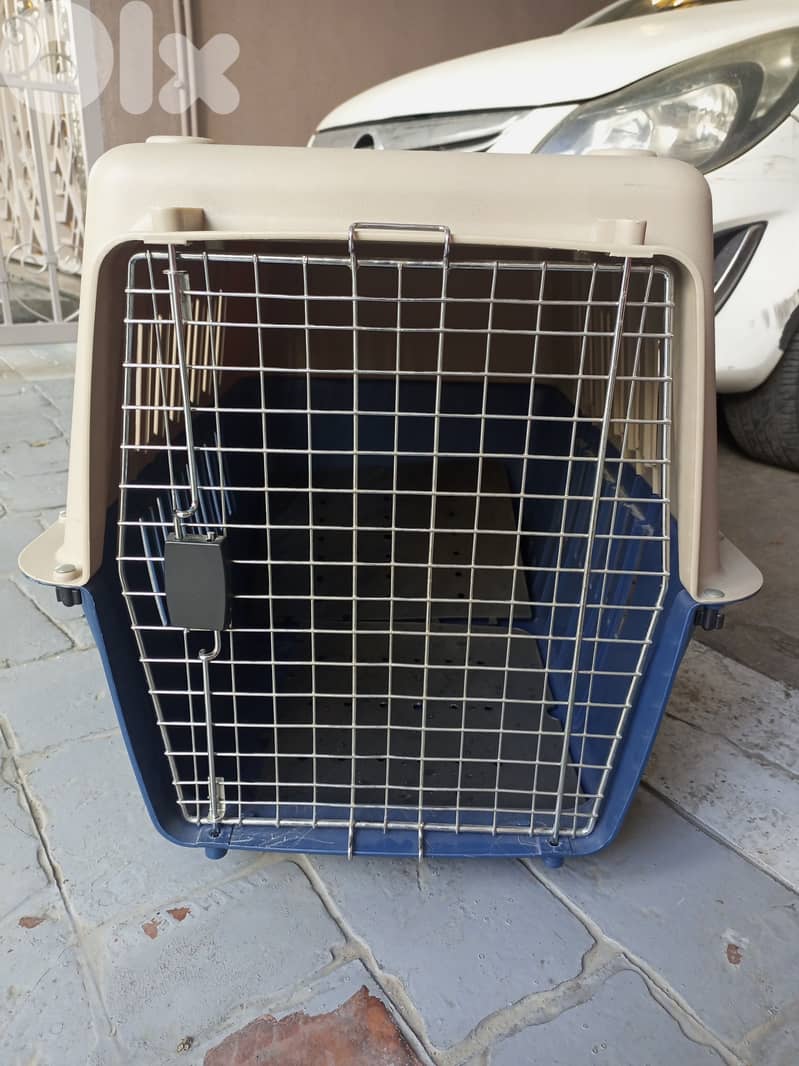 Dog Crate, Large. 1