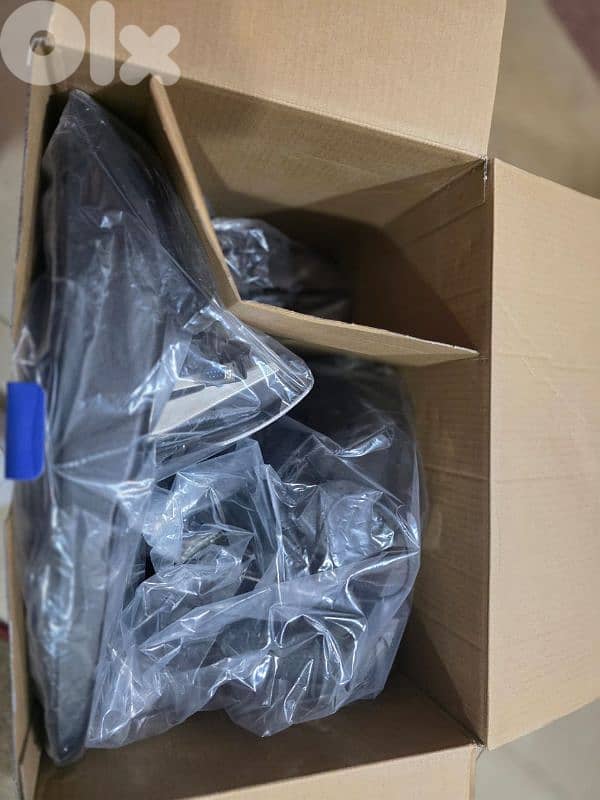 Logitech G29 steering wheel 6