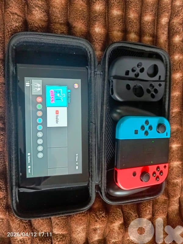 Unpatched Switch V1 (moddable) with accessories 3