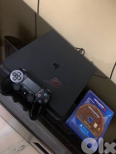 PS4 Slim Europe brand - Never Opened - Very Clean