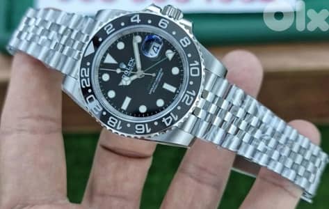 ساعة رولكس جي إم تي ماستر