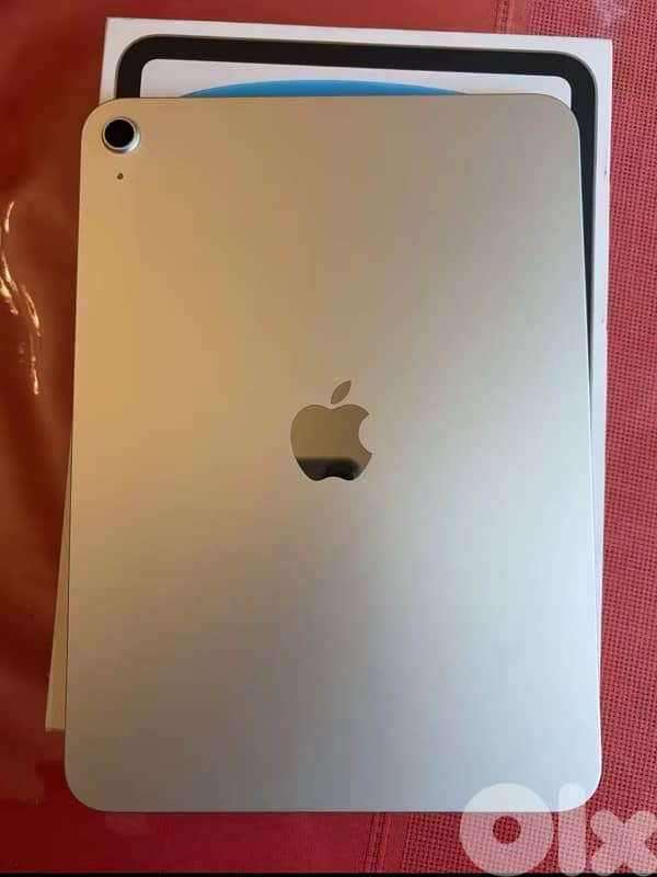 iPad A16 11th generation (2025) - 256GB - Like new + Full Bundle 1