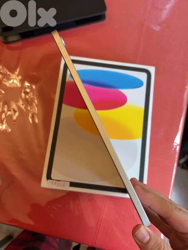 iPad A16 11th generation (2025) - 256GB - Like new + Full Bundle 3