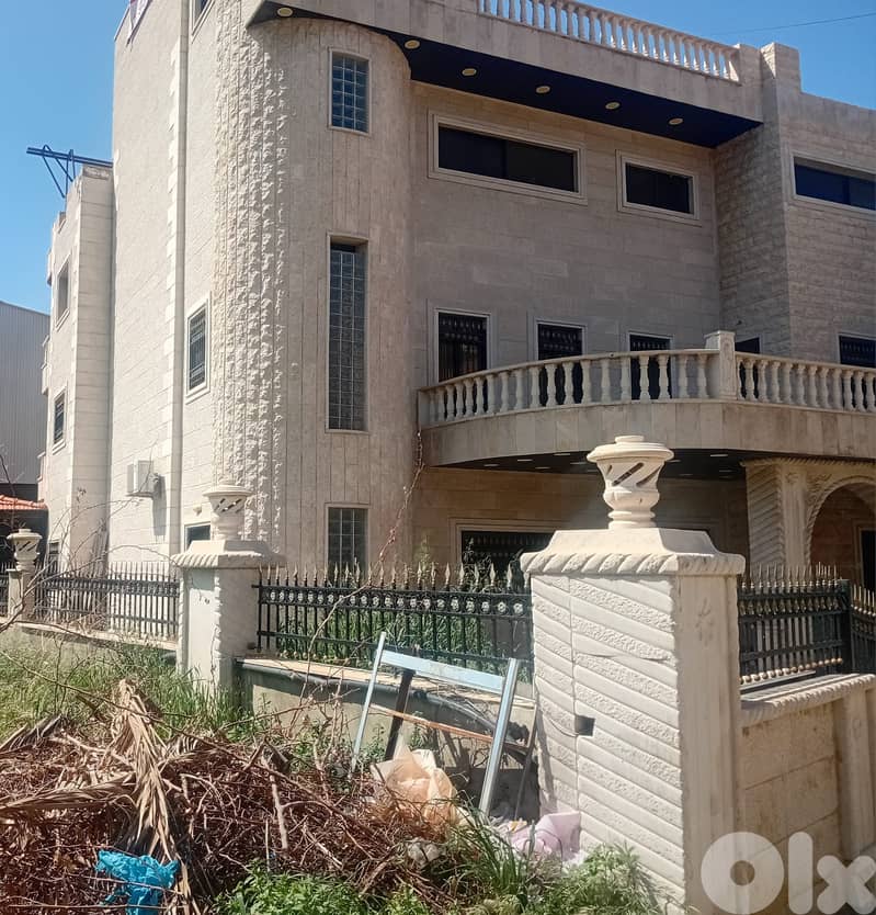 RWB155DL - Building for sale in Batroun 4