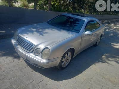 Mercedes-Benz CLK-320 2002