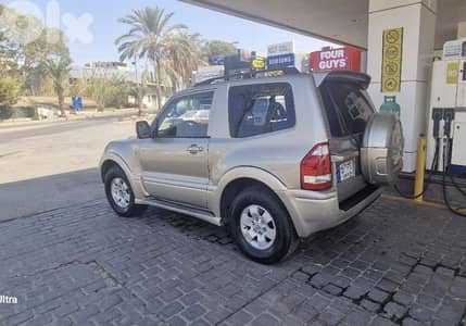 Mitsubishi Pajero 2004
