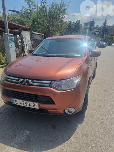 Mitsubishi Outlander 2014