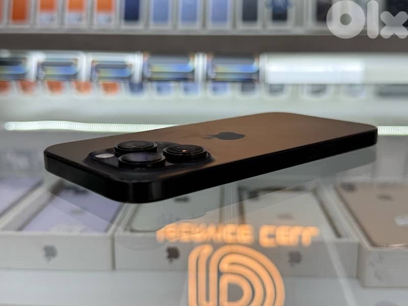 Iphone 16 pro 256 Gb super clean condition 2