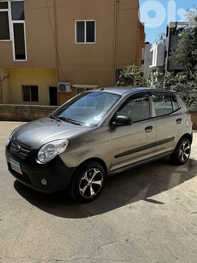 Kia Picanto 2011 Automatic - clean condition