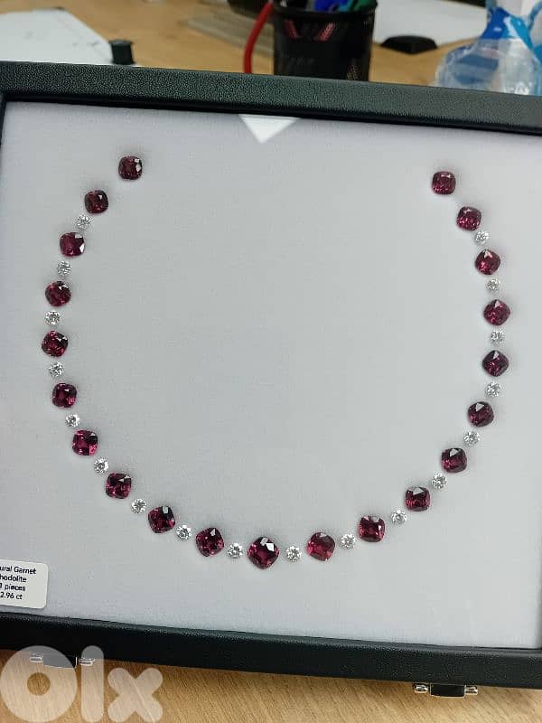 natural rhodolite garnet with diamond 2