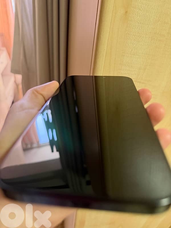 iPhone 16 Pro Max 256GB VERY CLEAN 2