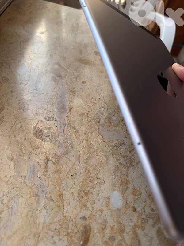 sim card cellular data mint condition 64gb zwro scratches 3