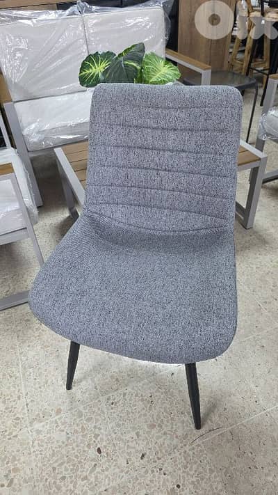 كرسي سفرة. Dining chair