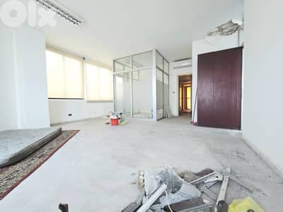 RAO26-4982 Office 160 m² for Rent – Verdun (Prime Location)