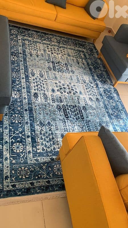 Salon new not used 4