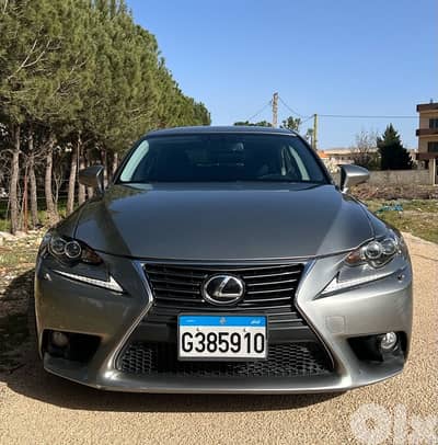 Lexus IS350 2014 – 88,000 KM – Company Source – Well Maintained