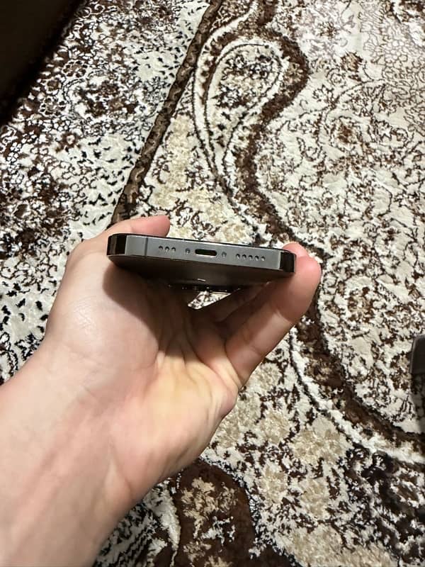 iPhone 13 Pro 256g 7