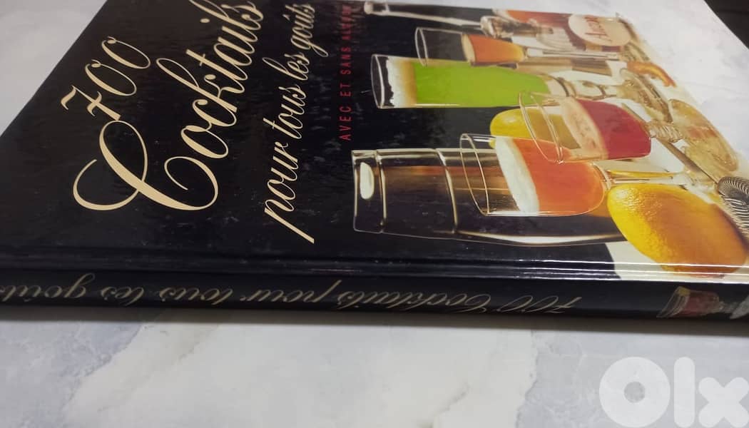 700 cocktails pour tous les goûts : avec et sans alcool 1