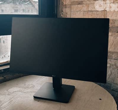 LG Monitor 24.5 inch 100hz ips