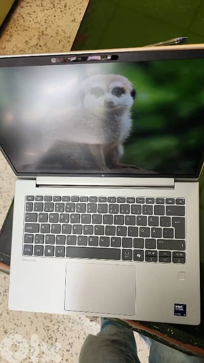 Hp elitebook ultra 5 16g ram 512 warranty till 2029 trades accepted