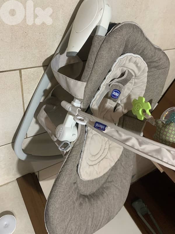 Chicco hoopla bouncer 2