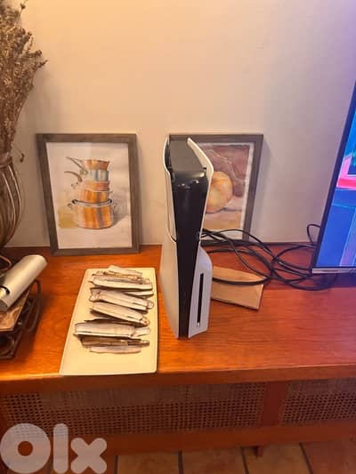 PS5 1tb 1 controller and carry bag