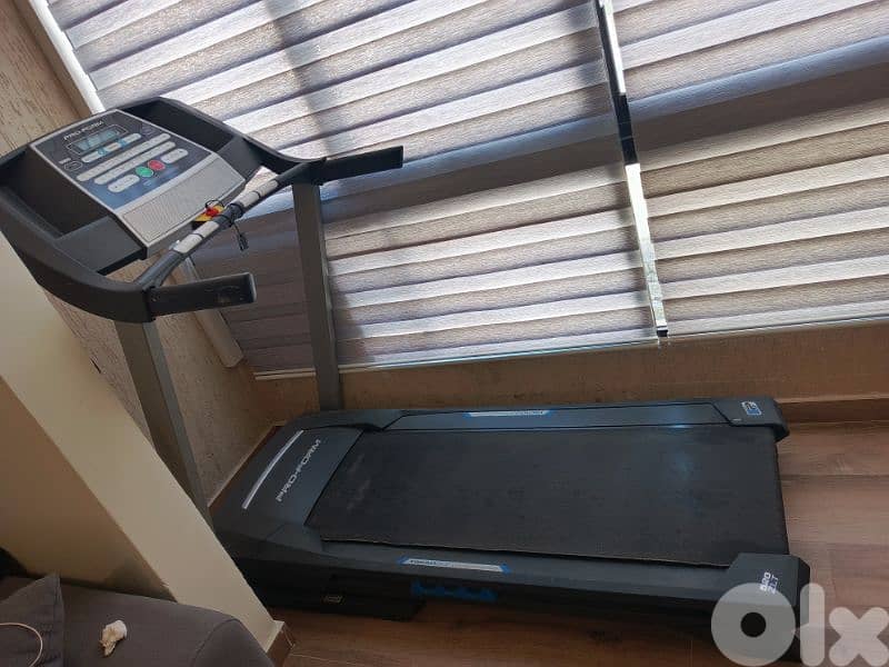 professional treadmill 1