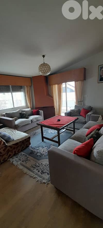 Chalet for sale in Kfardebianشقة للبيع في كفردبيان