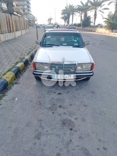 Mercedes-Benz 230 1979