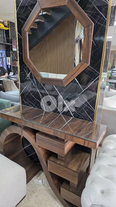 Console mobilia. كونسول موبيليا