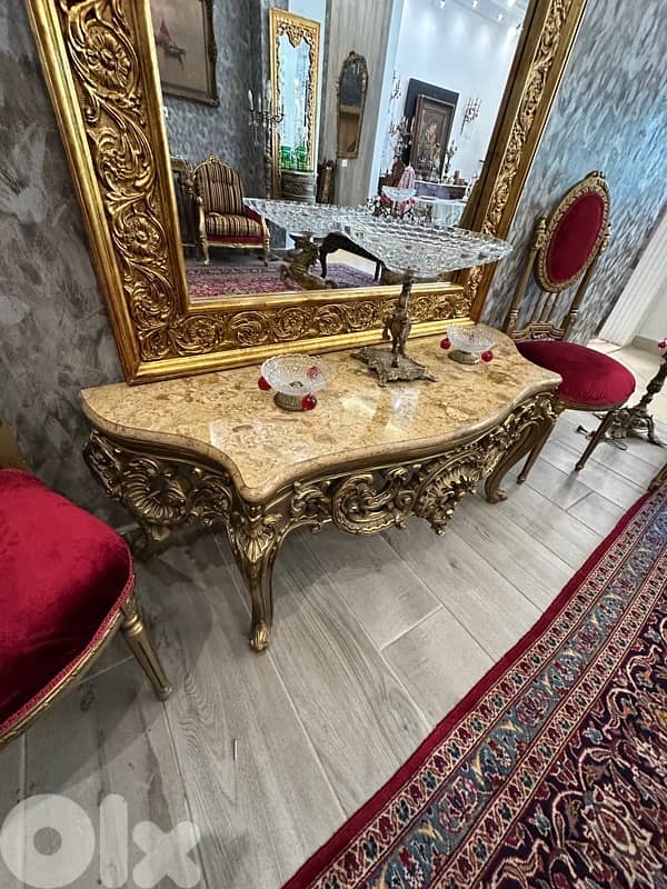 console auntique and 2 chairs 1