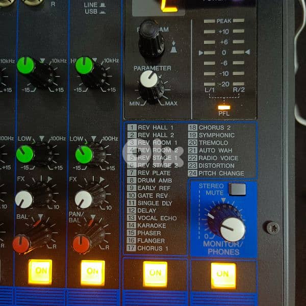 Yamaha mixer mg10xuf 2