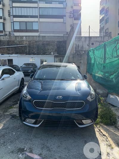 Kia Niro 2018 Hybrid 400Km/fuel tank