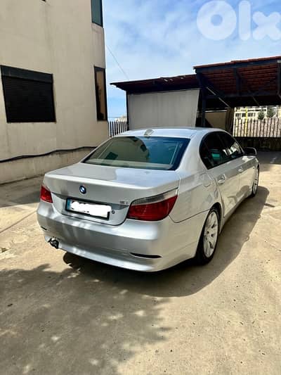 BMW 5-Series 2004