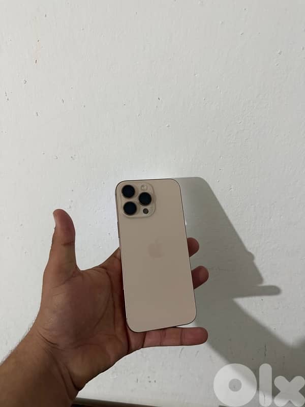 iPhone 16 Pro Max 512Gb (Desert) 1