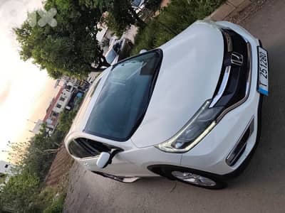 هوندا سي ار في 2015