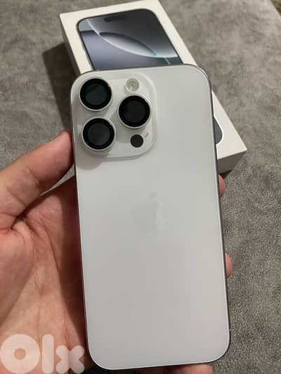 16 pro 256gb with box Never repaired