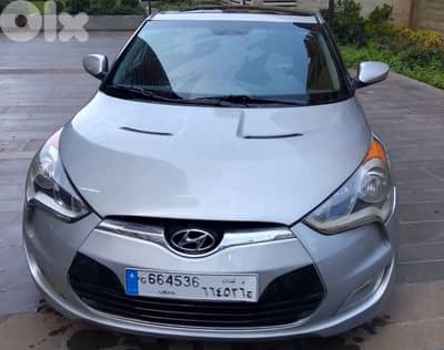 Hyundai Veloster 2012