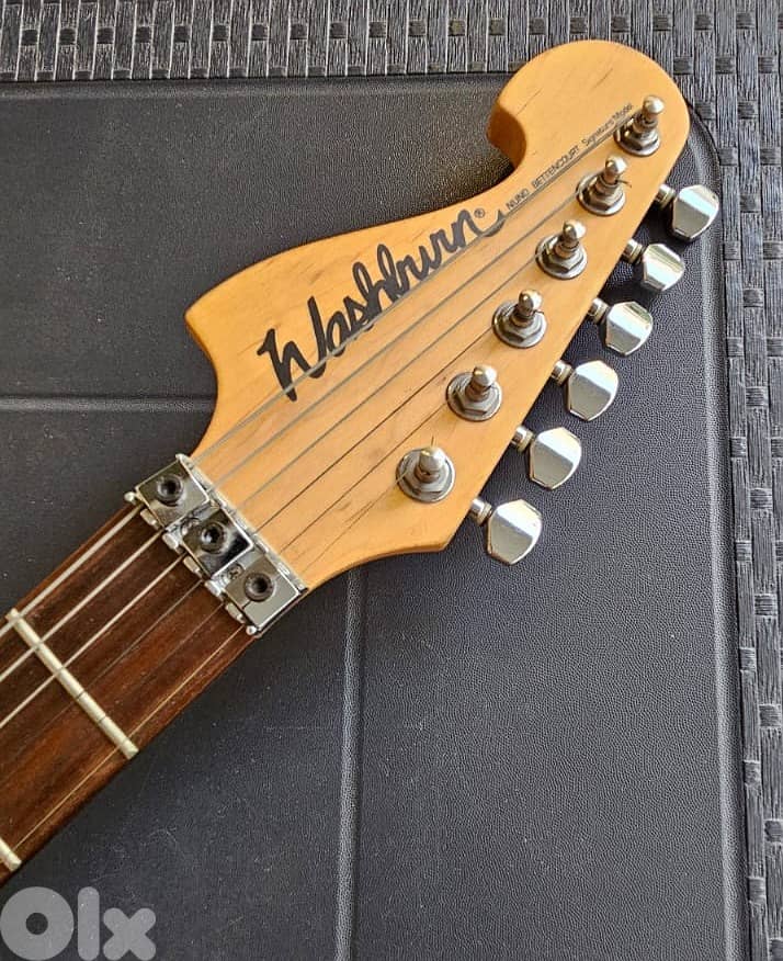 Complete Electric Guitar Setup – Like New Condition 3