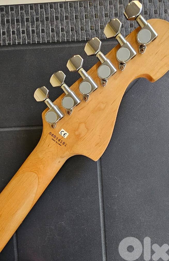 Complete Electric Guitar Setup – Like New Condition 4