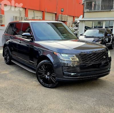 RANGE ROVER VOGUE V8 2018 CLEAN CARFAX BLACK EDITION MINT CONDITION