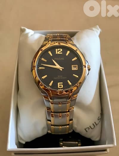 pulsar watch like new