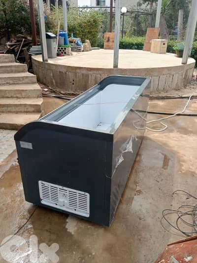 براد وفريزر ومكنة بوشار