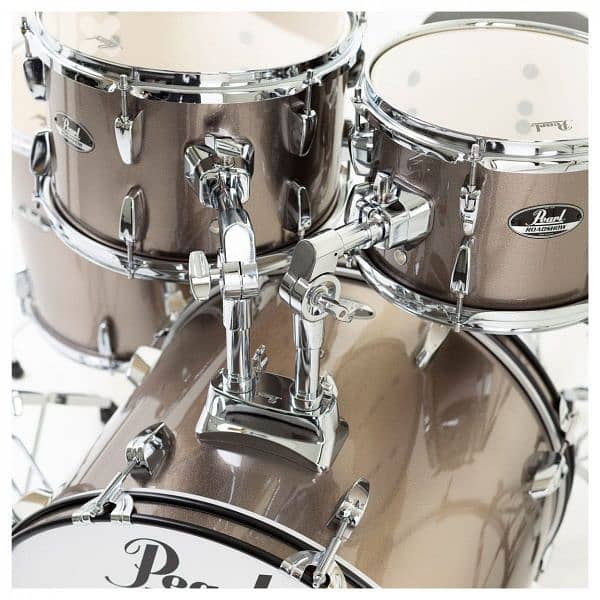 Pearl Roadshow Drum Kit + Cymbals and Hardware - Excellent Condition 1
