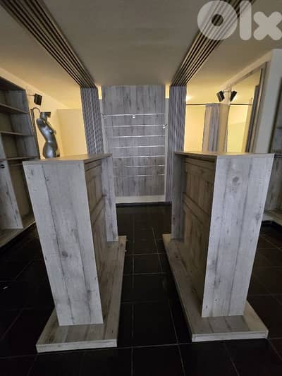 ديكور محل للبيع